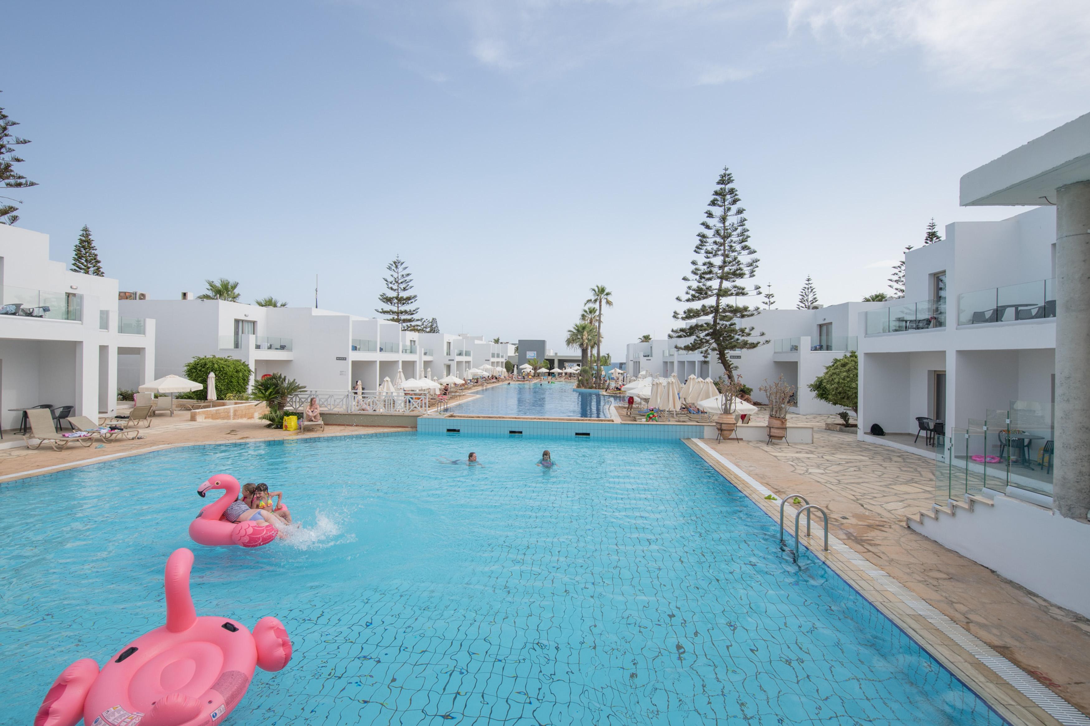 Atlantica Panthea Resort Ayia Napa Bagian luar foto