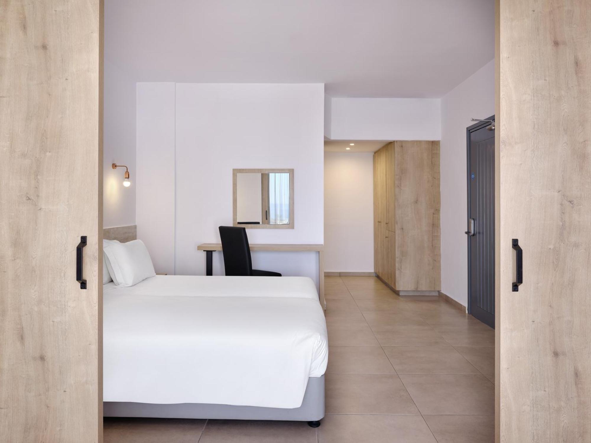 Atlantica Panthea Resort Ayia Napa Bagian luar foto