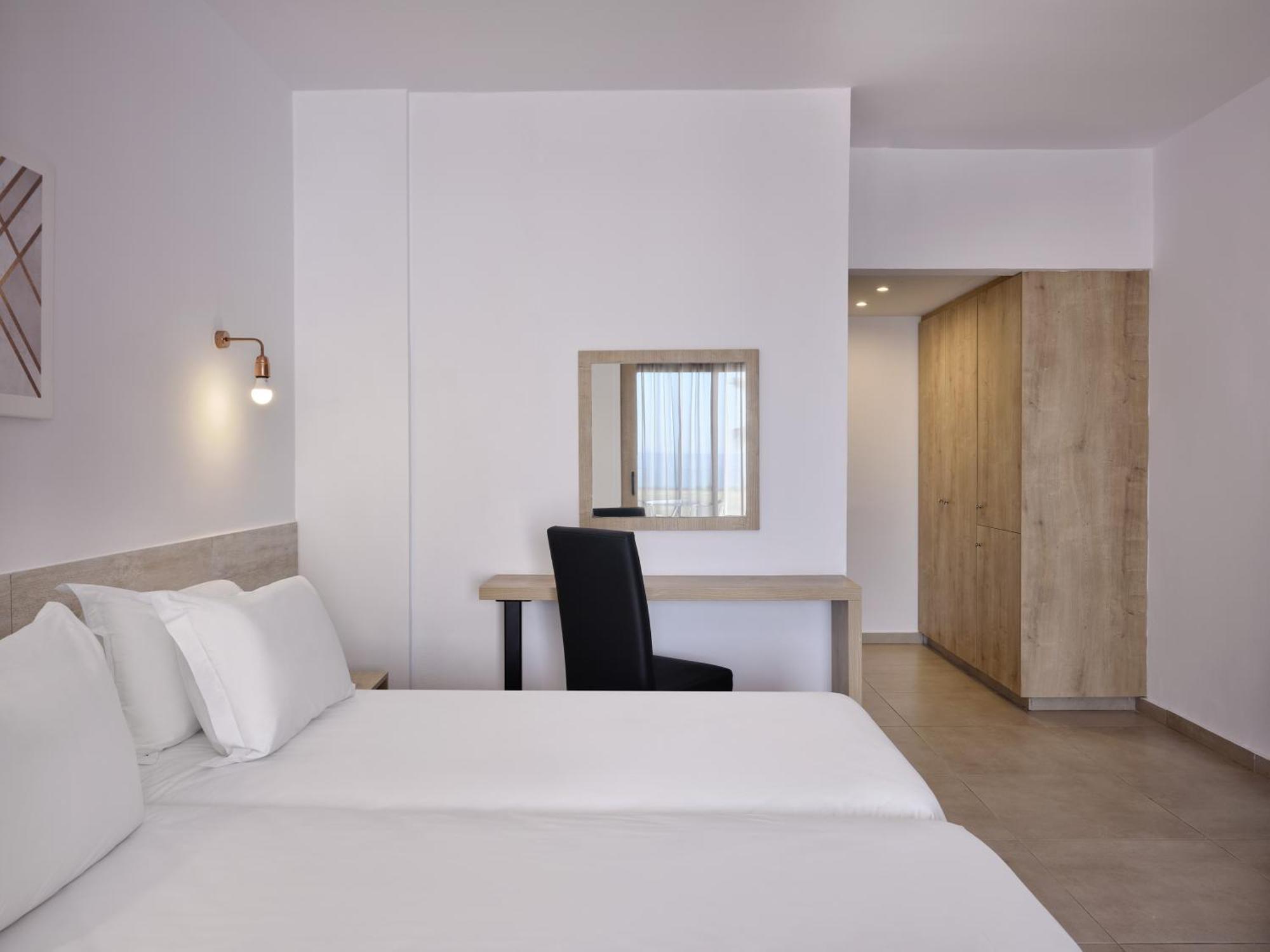 Atlantica Panthea Resort Ayia Napa Bagian luar foto