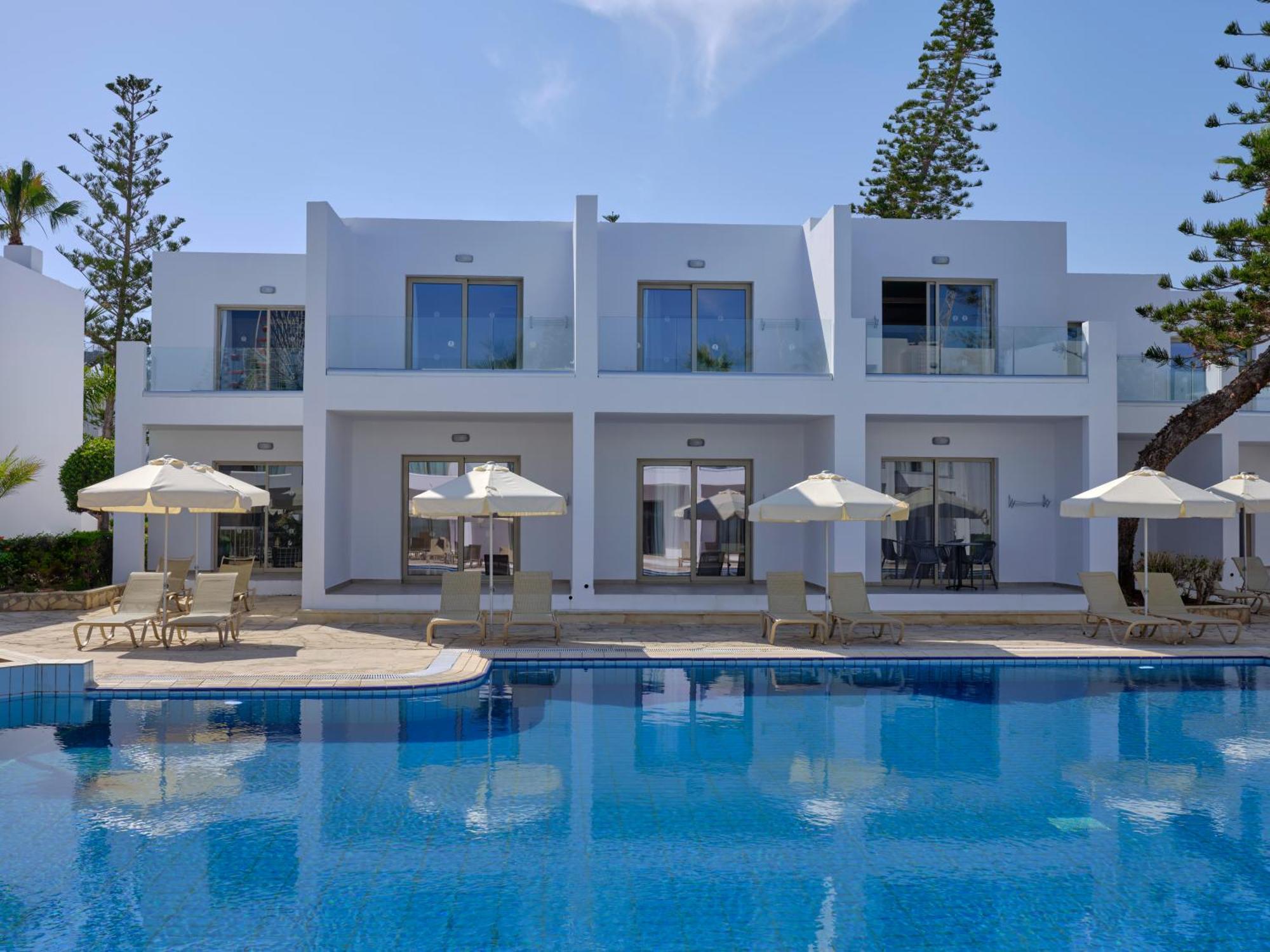 Atlantica Panthea Resort Ayia Napa Bagian luar foto