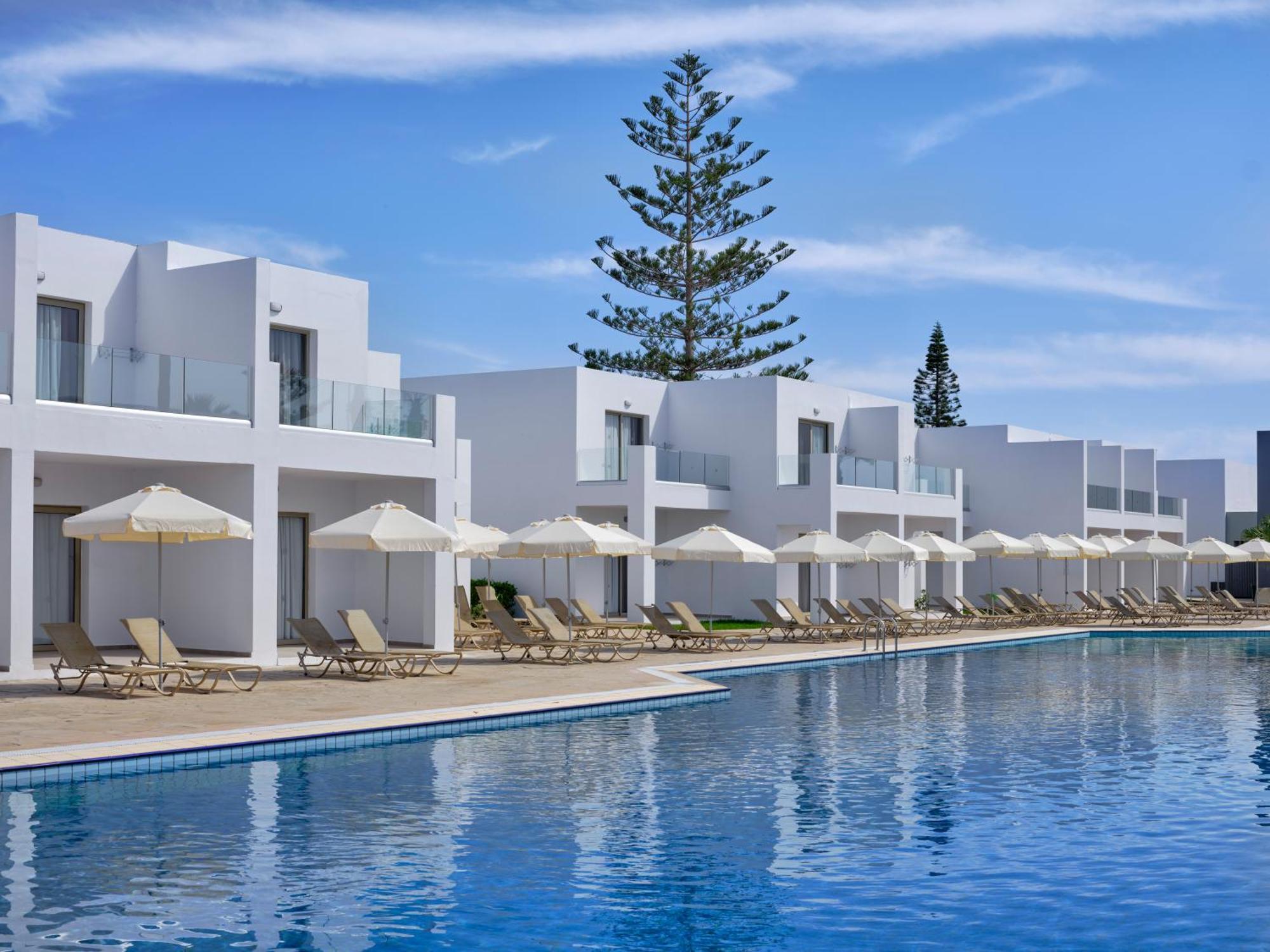 Atlantica Panthea Resort Ayia Napa Bagian luar foto