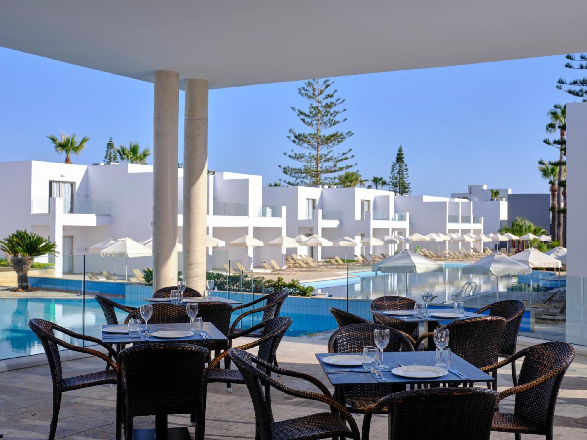 Atlantica Panthea Resort Ayia Napa Bagian luar foto