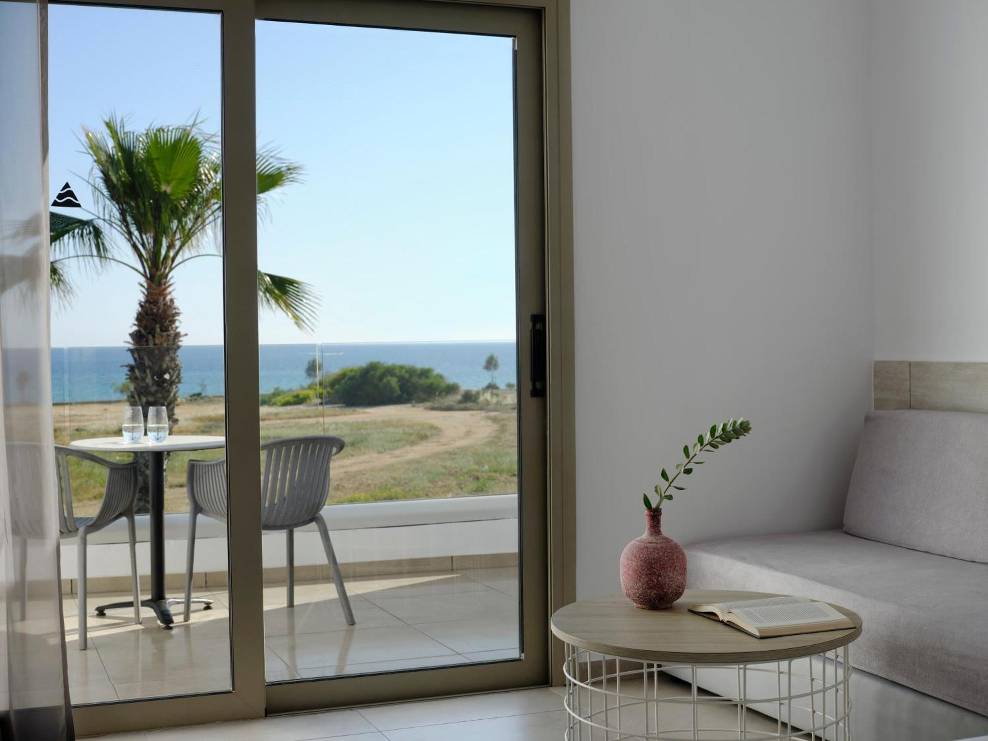 Atlantica Panthea Resort Ayia Napa Bagian luar foto