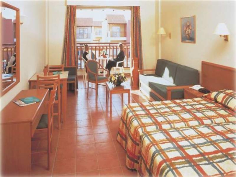 Atlantica Panthea Resort Ayia Napa Bagian luar foto
