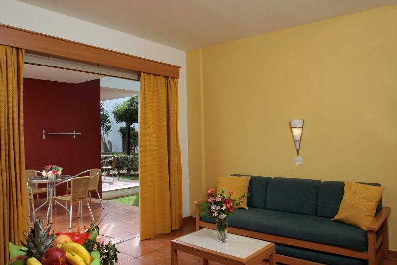 Atlantica Panthea Resort Ayia Napa Bagian luar foto